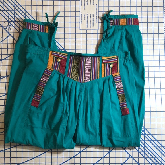 Pants - Boho embroidered pants lots of pockets nwot large